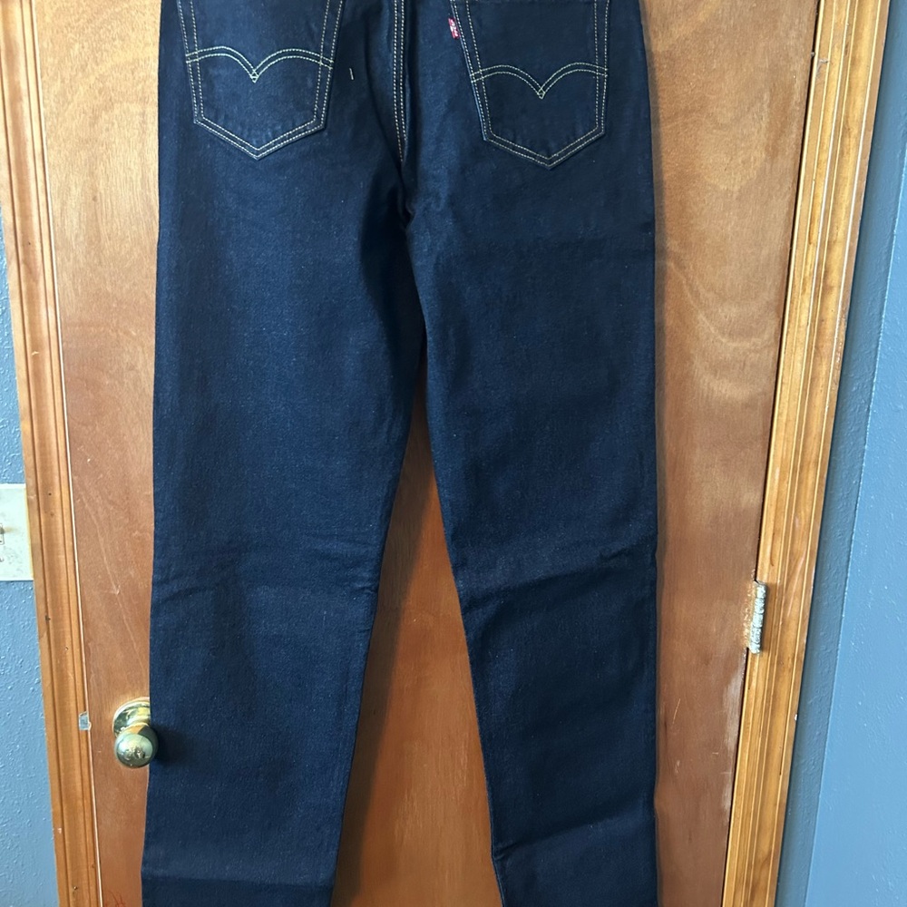 Levi's Men's Deep Indigo Relaxed Jeans - Picture 3 of 6